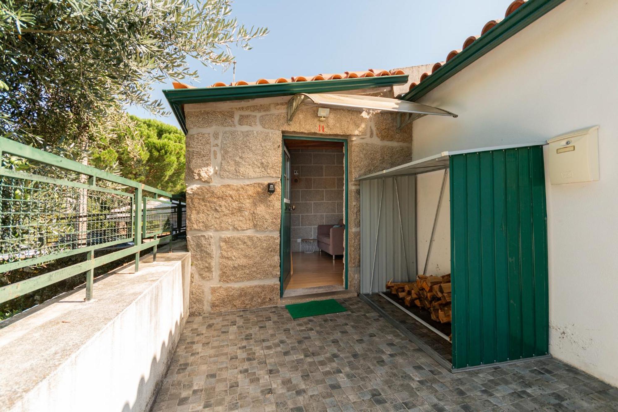 Casa Rustica T2 Com Salamandra E Cozinha - Seia - Serra Da Estrela - Casa Do Loureiro II Eksteriør bilde