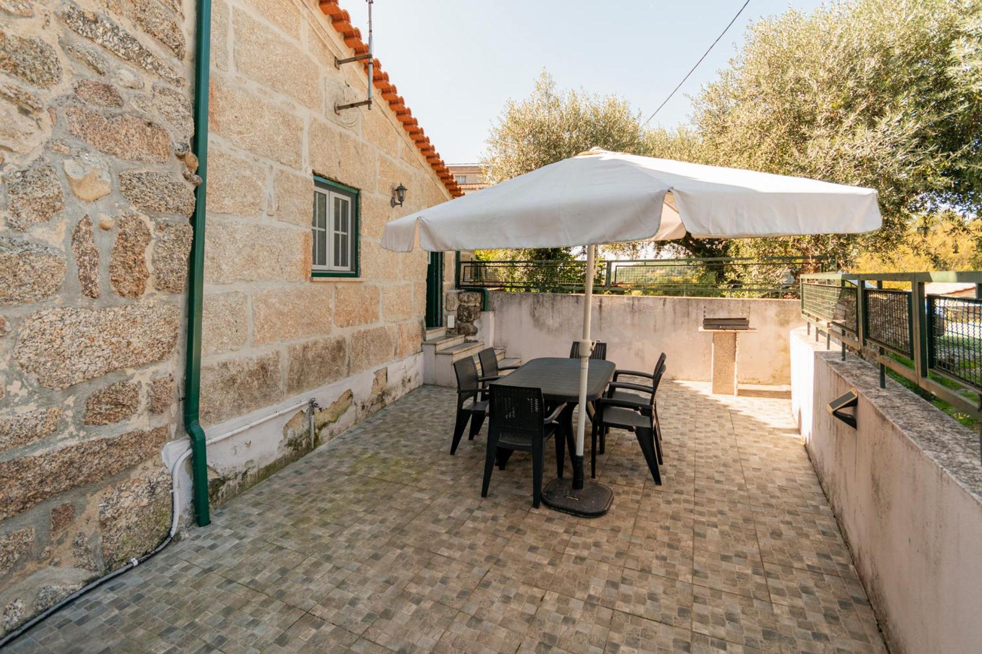 Casa Rustica T2 Com Salamandra E Cozinha - Seia - Serra Da Estrela - Casa Do Loureiro II Eksteriør bilde